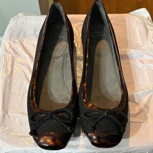 Stuart Weitzman Black and Brown Heels with Bow Detail